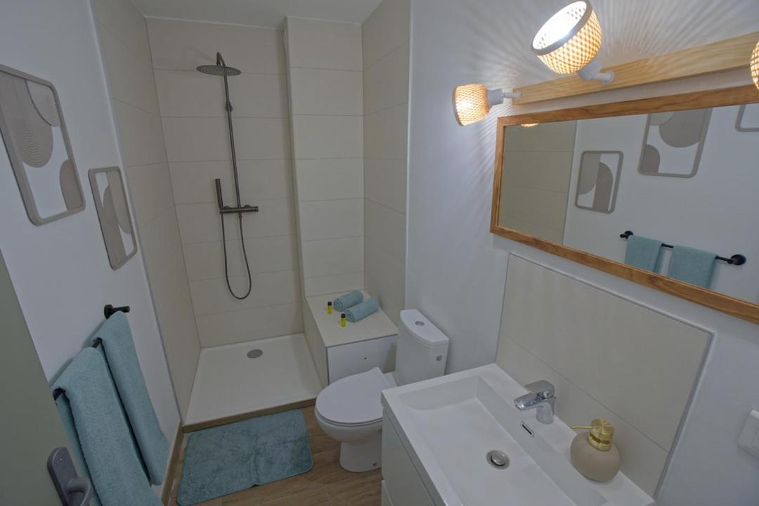 Photo of Bathroom in Lons-le-Saunier