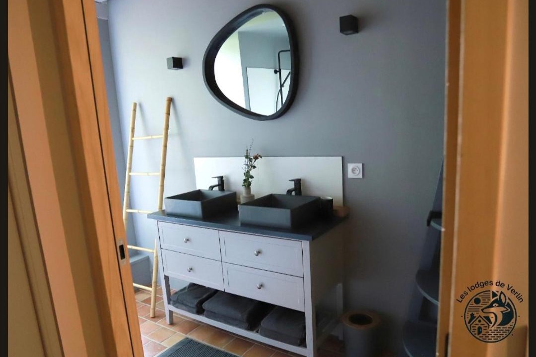 Photo of Others in Verlin