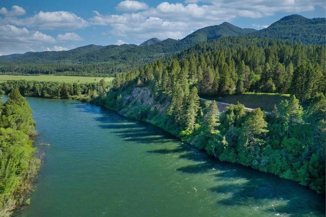 Photo of Others in Irwin