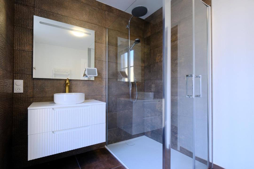Photo of Bathroom in Evron