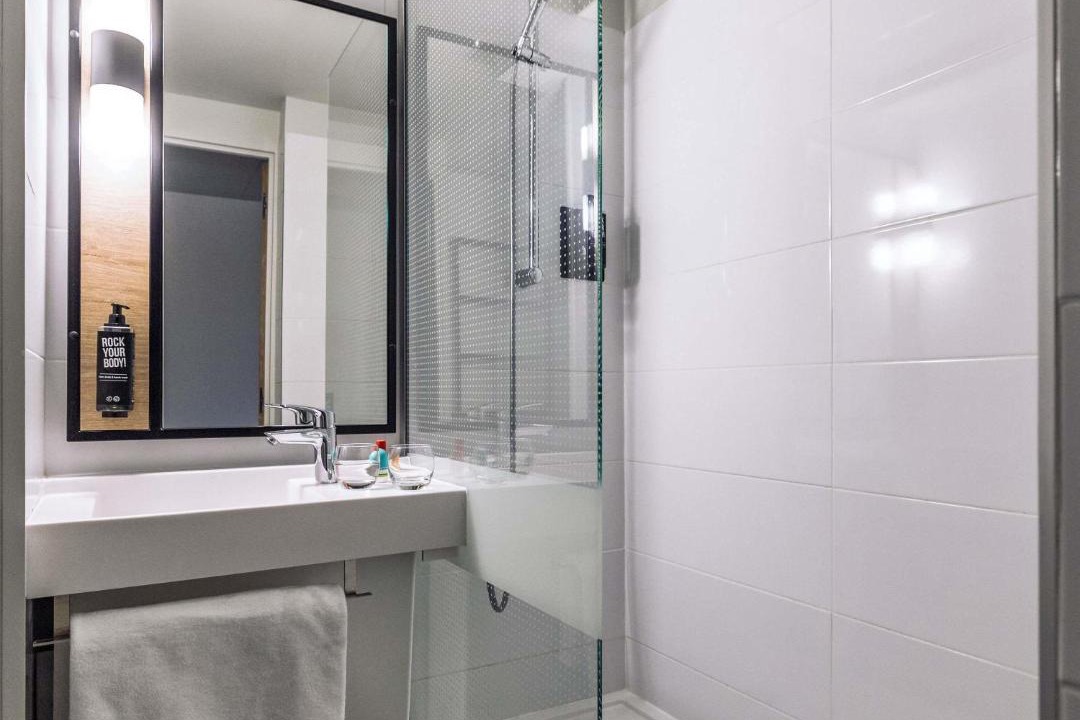 Photo of Others in Les Iles