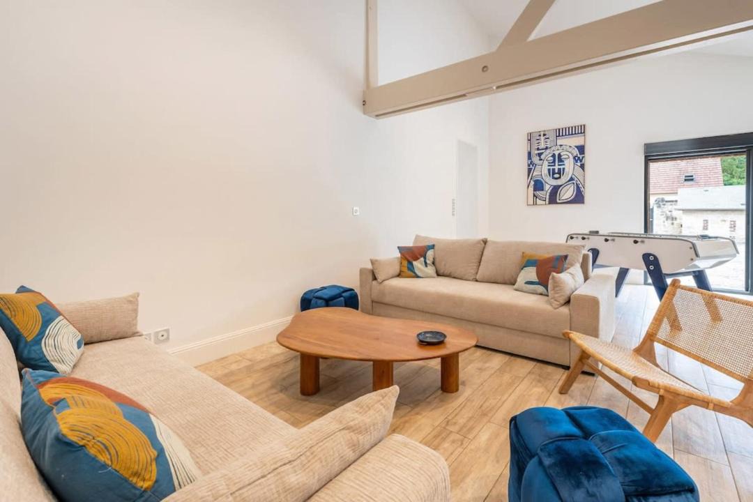 Photo of Others in Dommiers