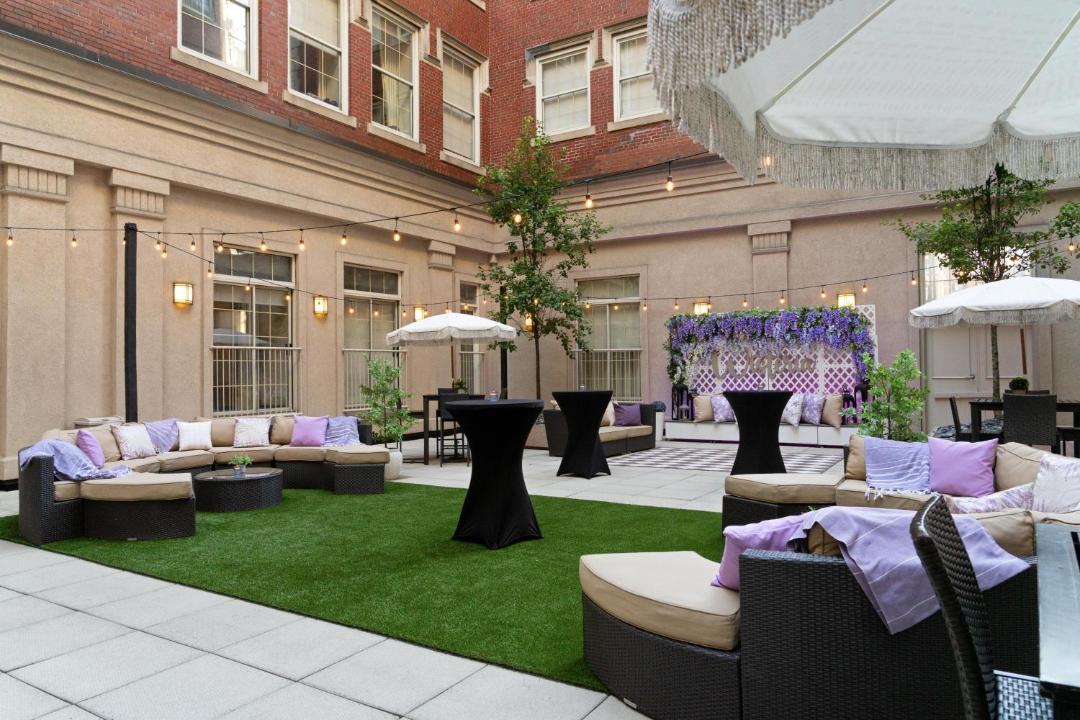 Photo of Others in Chinatown