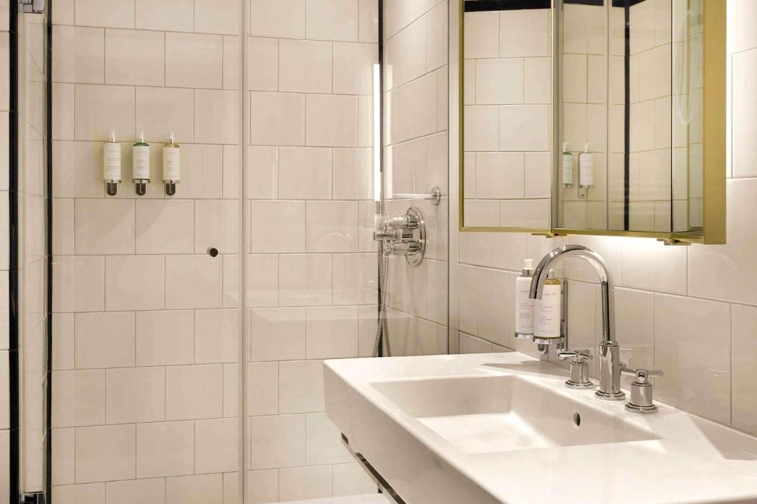 Photo of Bathroom in Quartier de la Porte-Saint-Denis