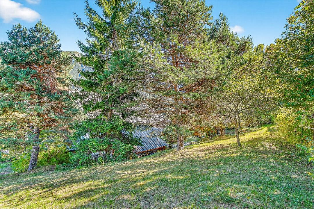 Photo of Others in Beauvezer