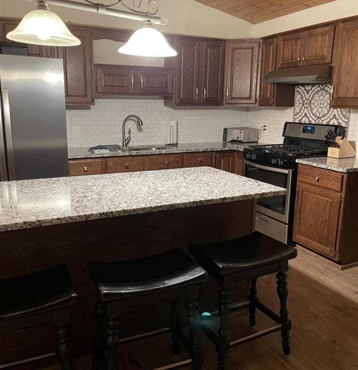 Photo of Kitchen in Canadian Lakes