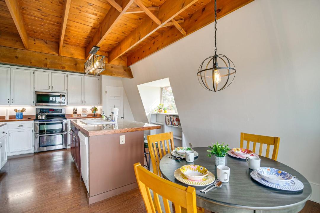 Photo of Kitchen in Lakeview