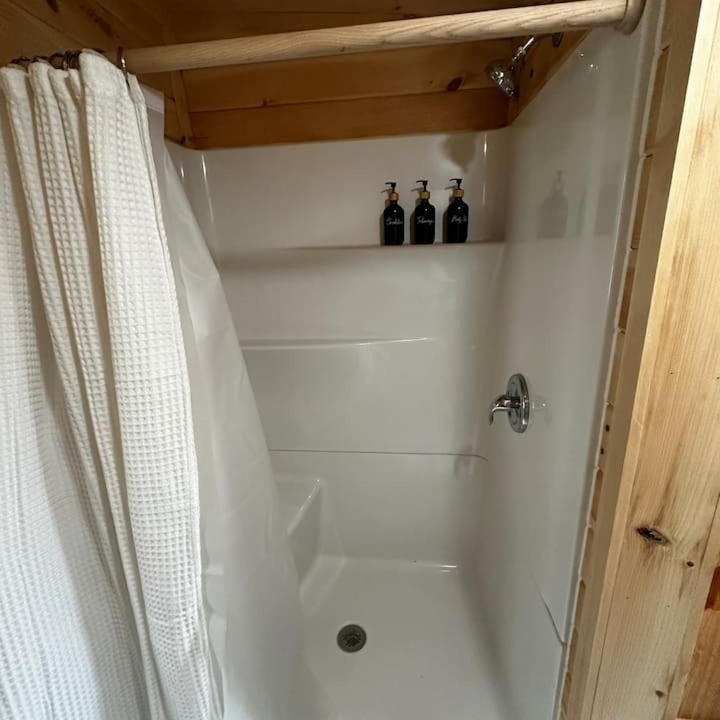 Photo of Bathroom in Lake