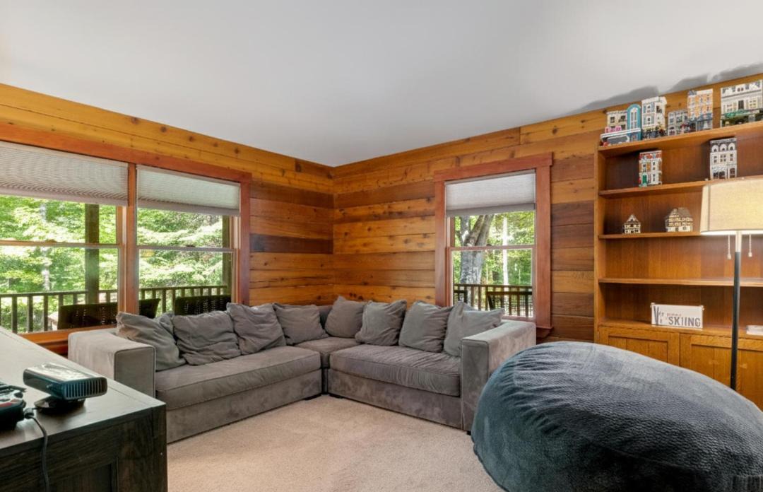 Photo of Others in Bartlett