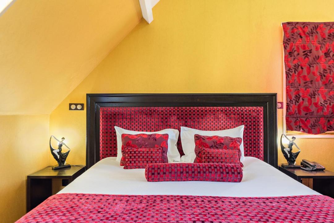 Photo of Bedroom in Jumieges