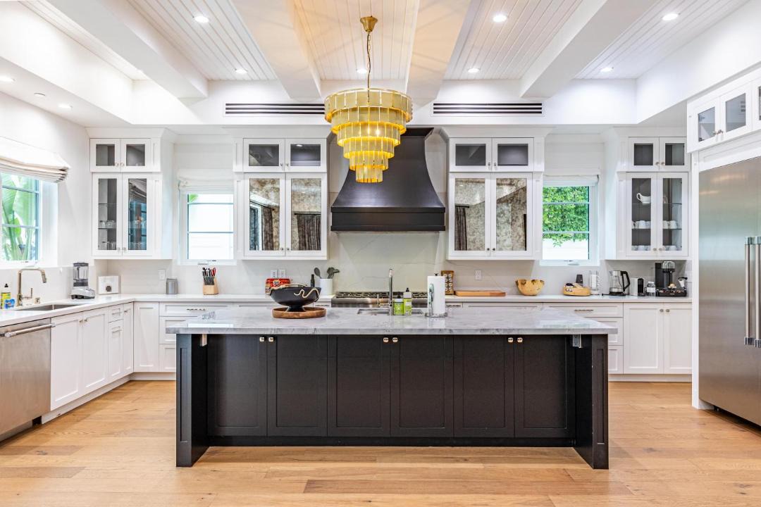 Photo of Kitchen in Tarzana