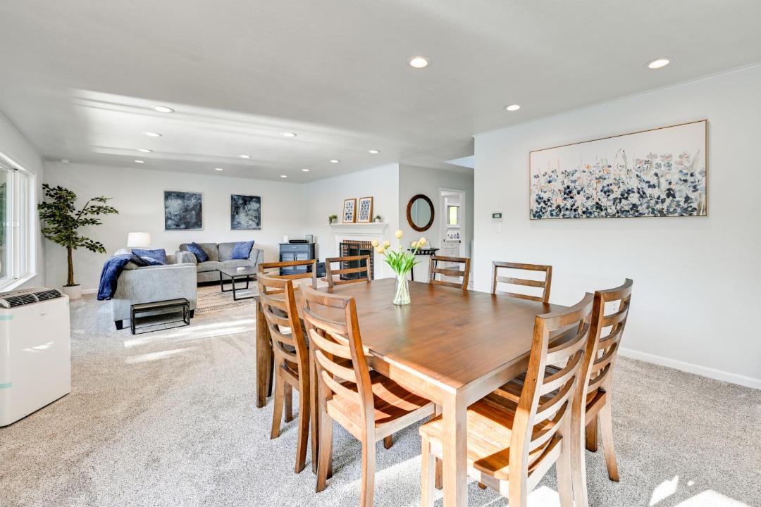 Photo of Others in East Olympia