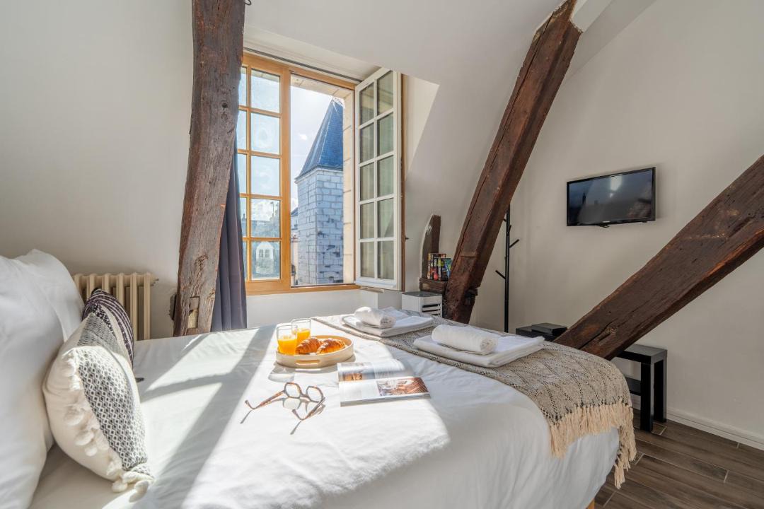 Photo of Bedroom in Tours City Centre