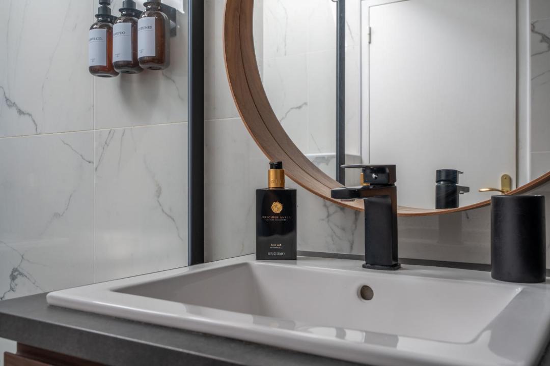 Photo of Bathroom in Tours City Centre