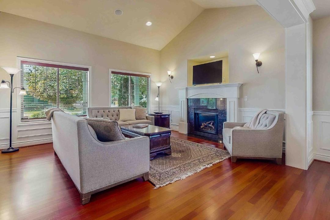 Photo of Others in Enumclaw