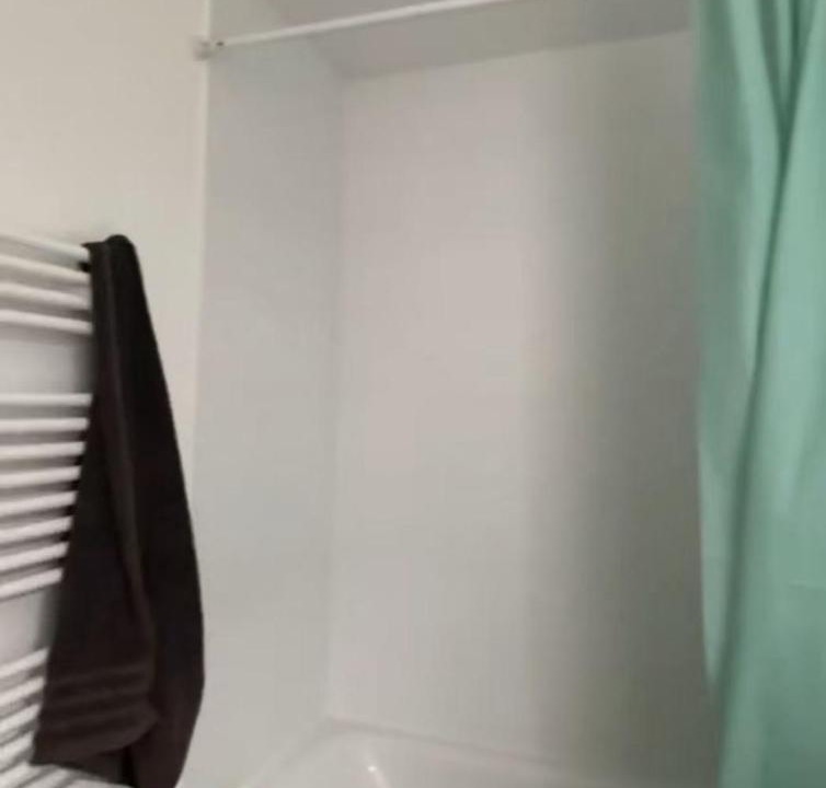 Photo of Bathroom in Pantin