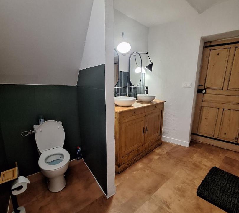 Photo of Bathroom in Ribes