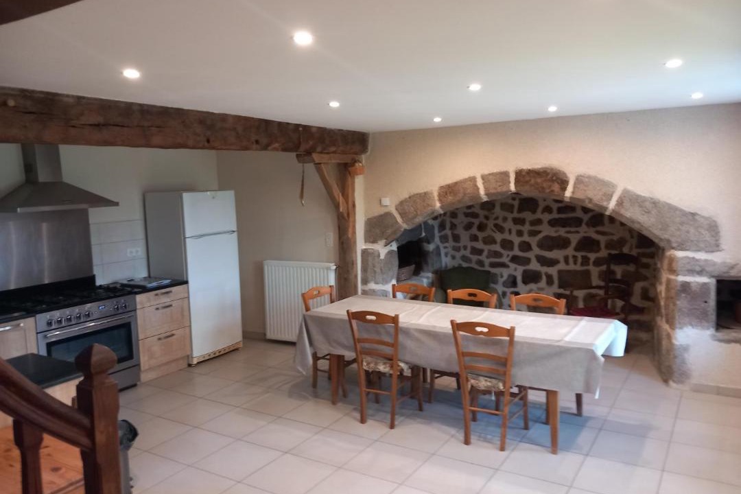 Photo of Kitchen in Saint-Silvain-Bellegarde