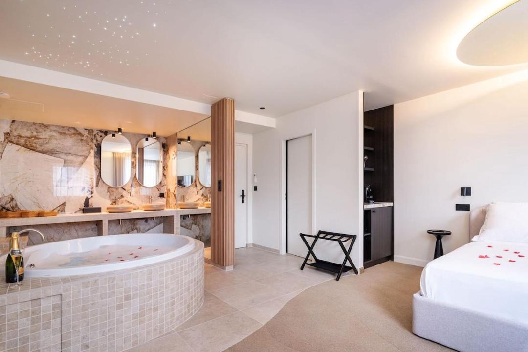 Photo of Others in Villette Gare