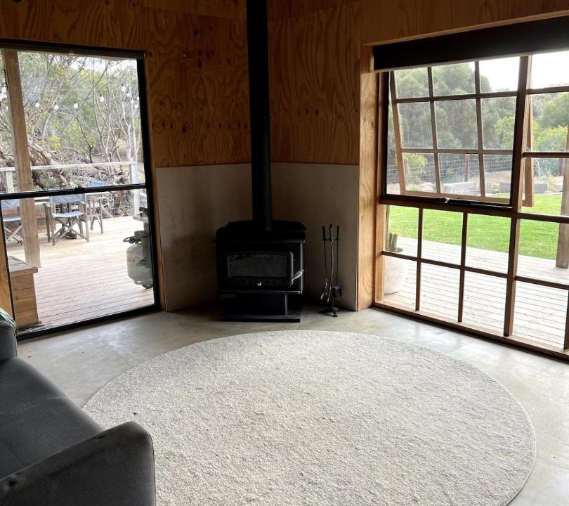 Photo of Livingroom in Duncan