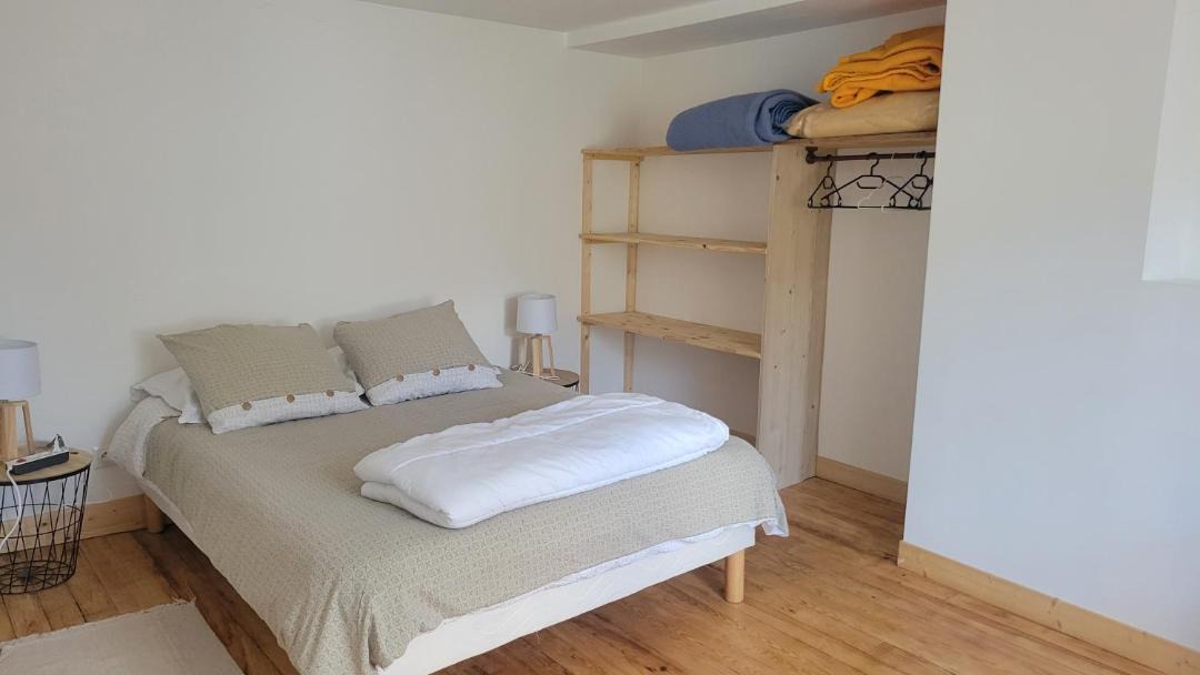 Photo of Bedroom in Issor