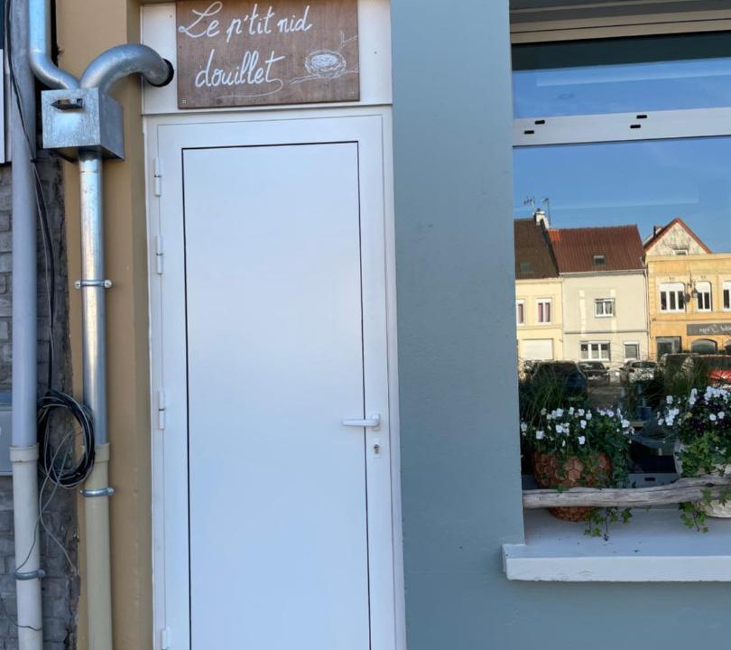 Photo of Others in Guines