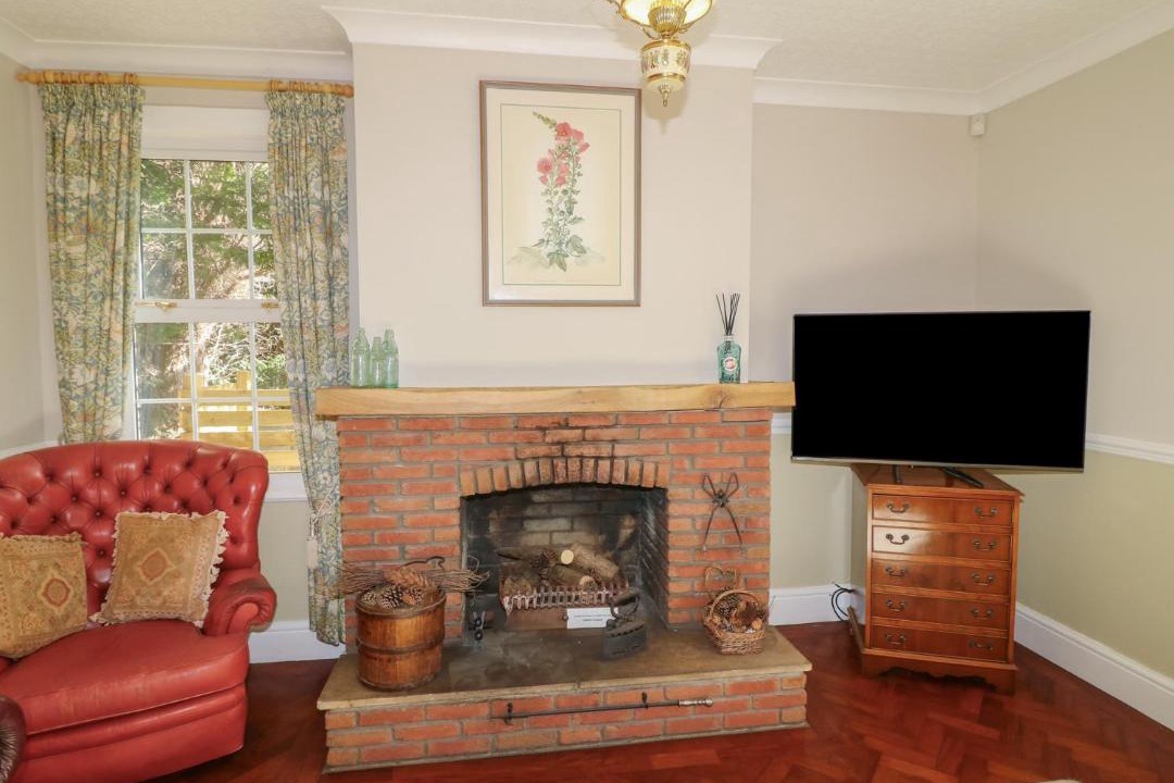 Photo of Others in Alford