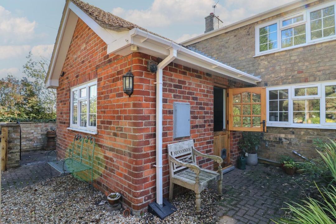 Photo of Others in Alford