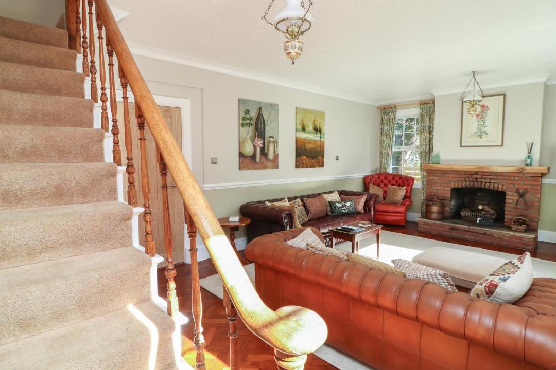 Photo of Others in Alford