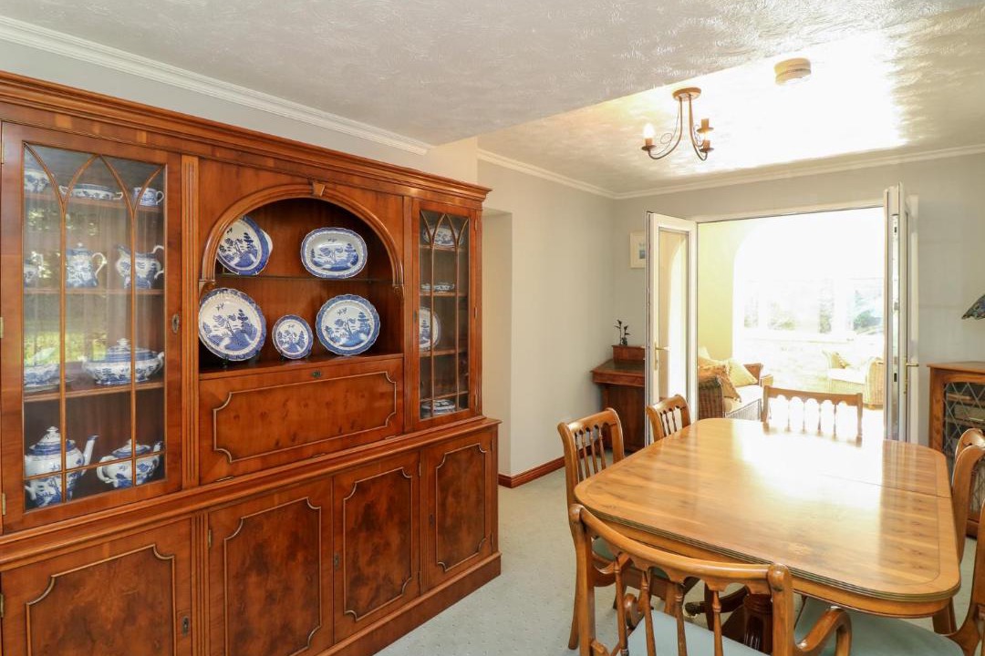 Photo of Others in Alford