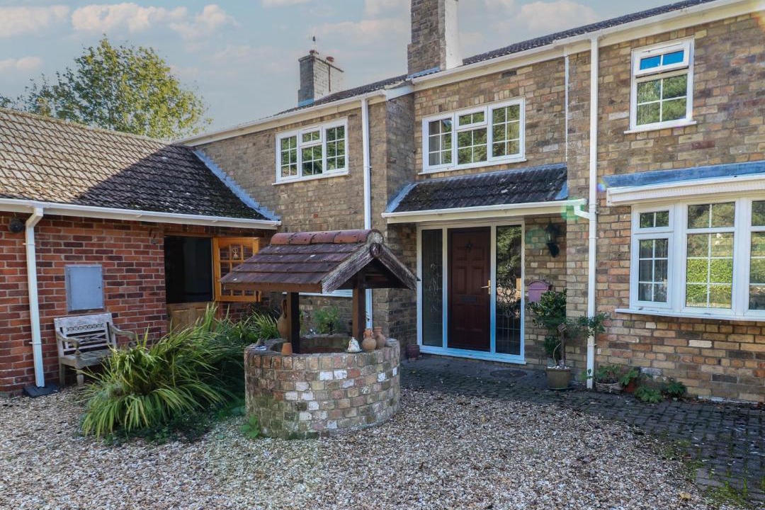 Photo of Others in Alford