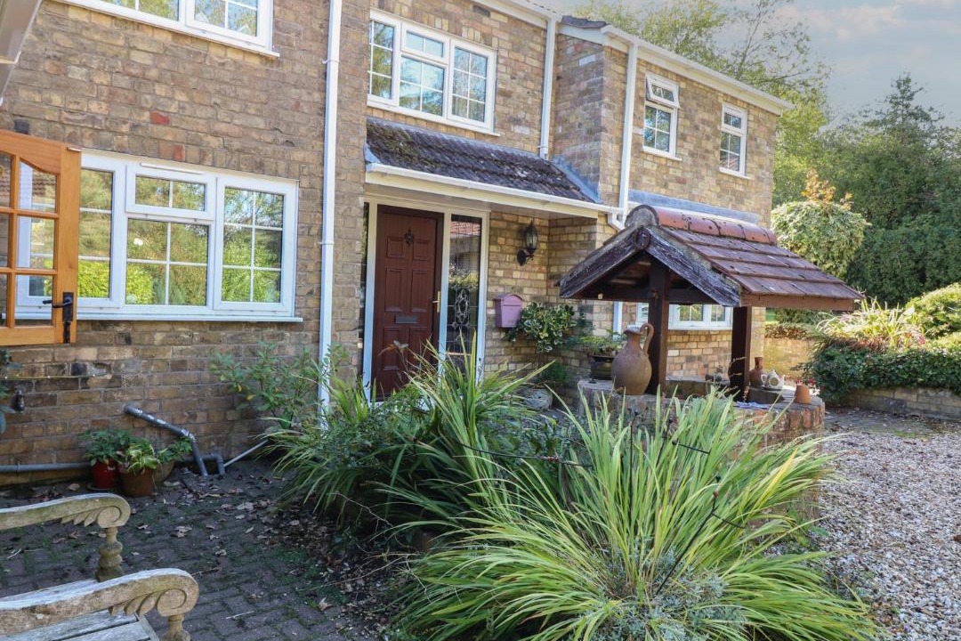 Photo of Others in Alford