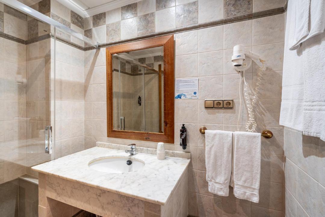 Photo of Bathroom in Torrellano