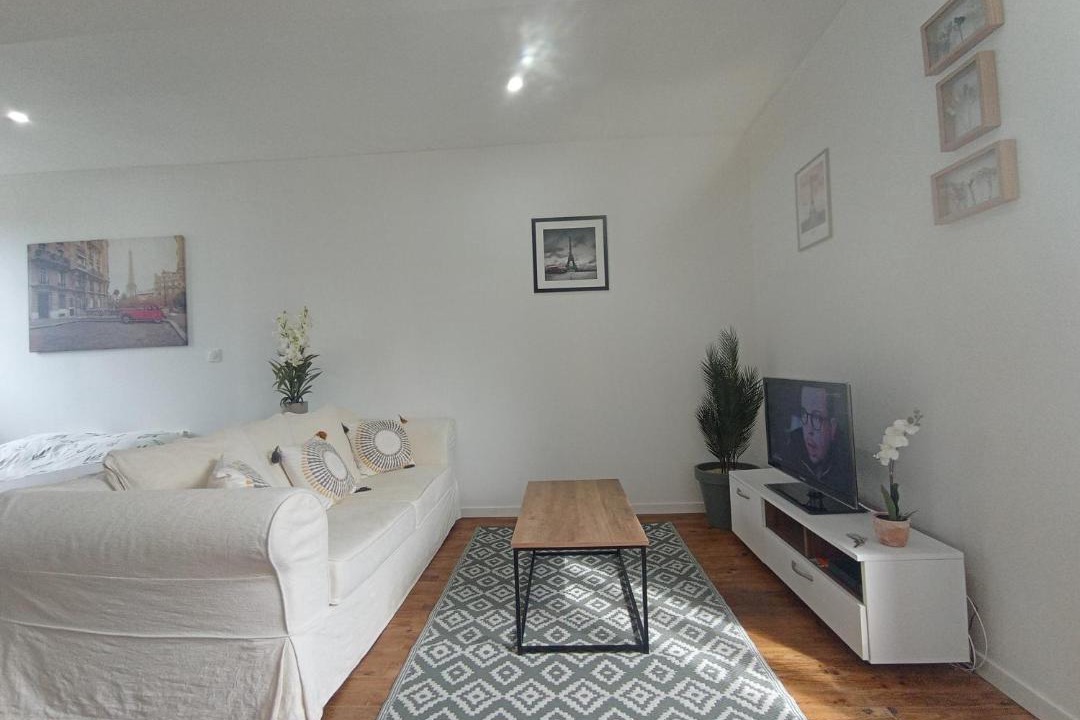 Photo of Others in Montreuil-Poulay