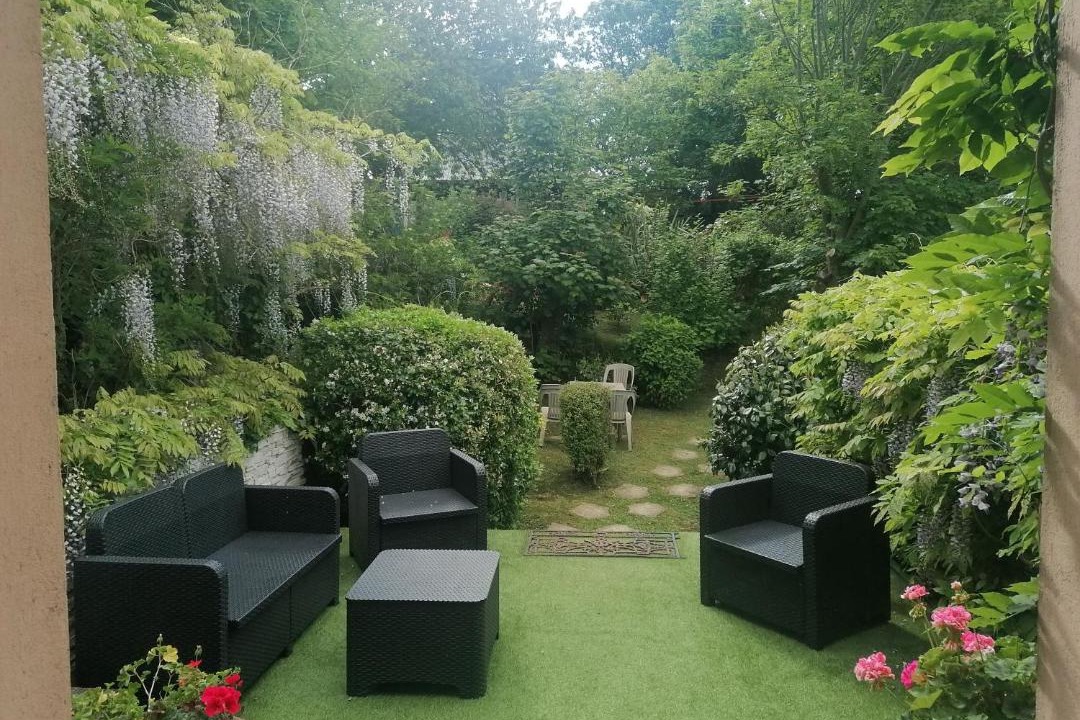 Photo of Others in Greville-Hague