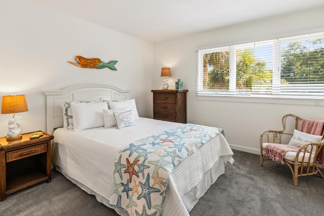 Photo of Bedroom in Summerville
