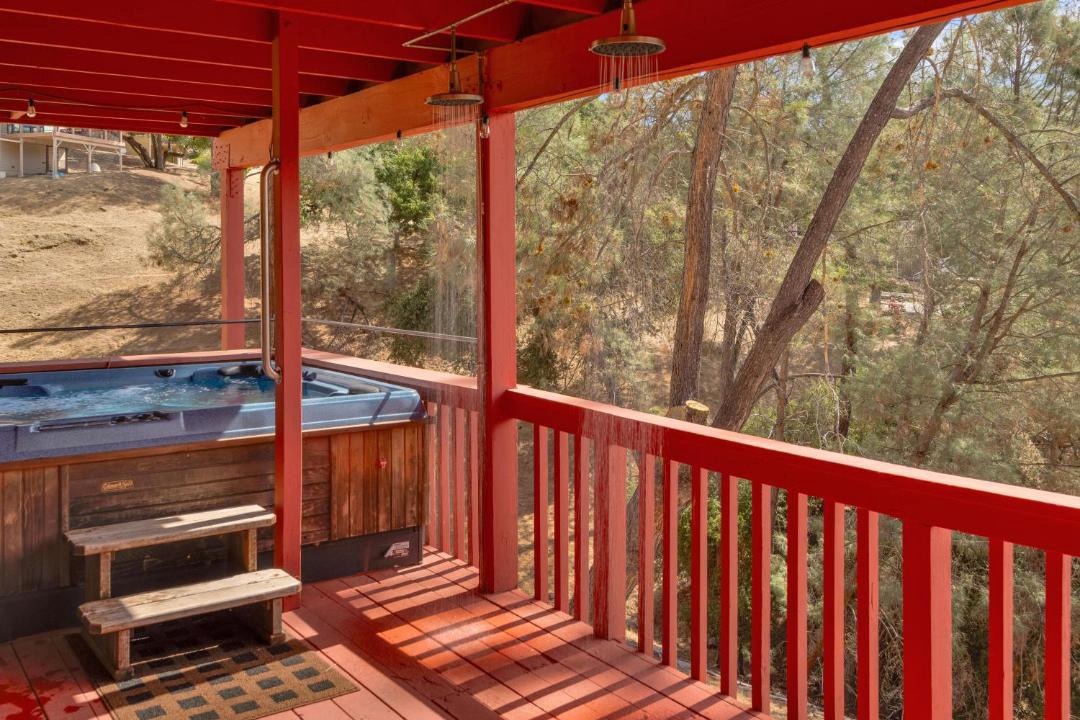 Photo of Patio Balcony in Oak Shores