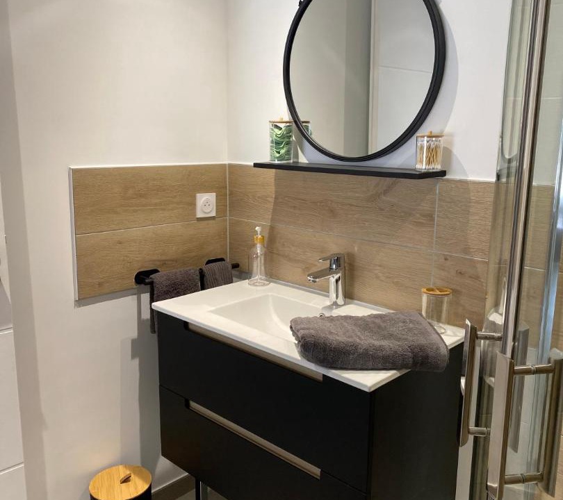 Photo of Bathroom in Lusignan