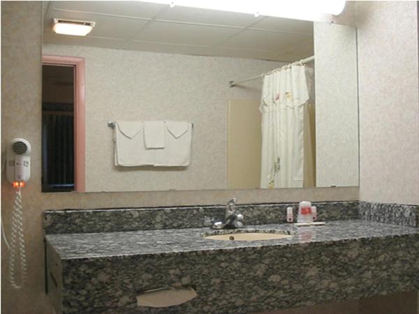 Photo of Bathroom in Williamstown