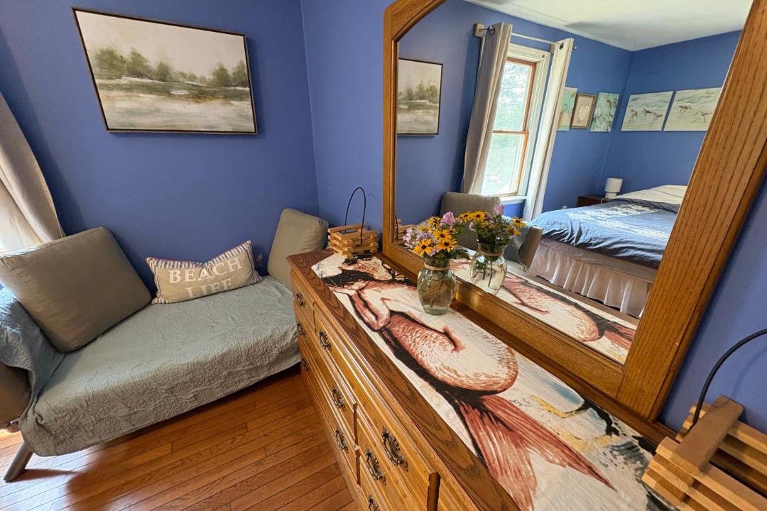 Photo of Bedroom in Saunderstown