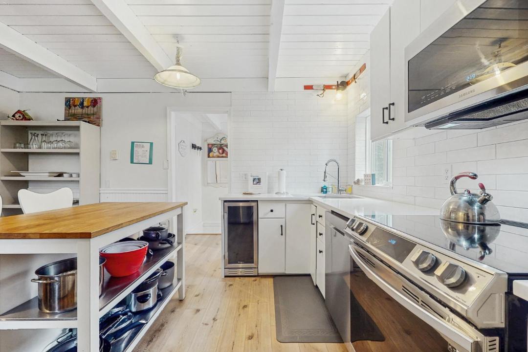 Photo of Kitchen in Snoqualmie Pass