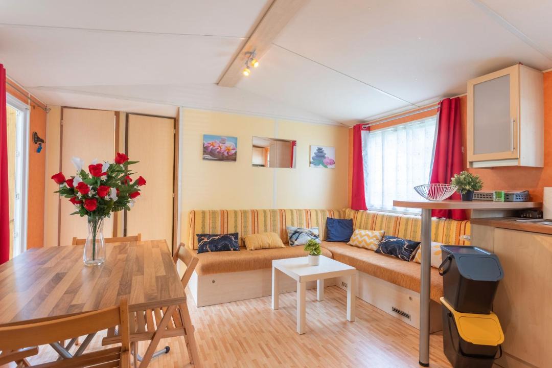 Photo of Others in Ascarat