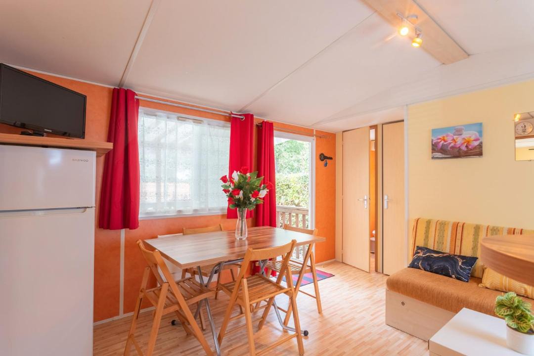 Photo of Others in Ascarat