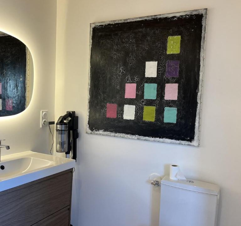 Photo of Bathroom in Messigny-et-Vantoux