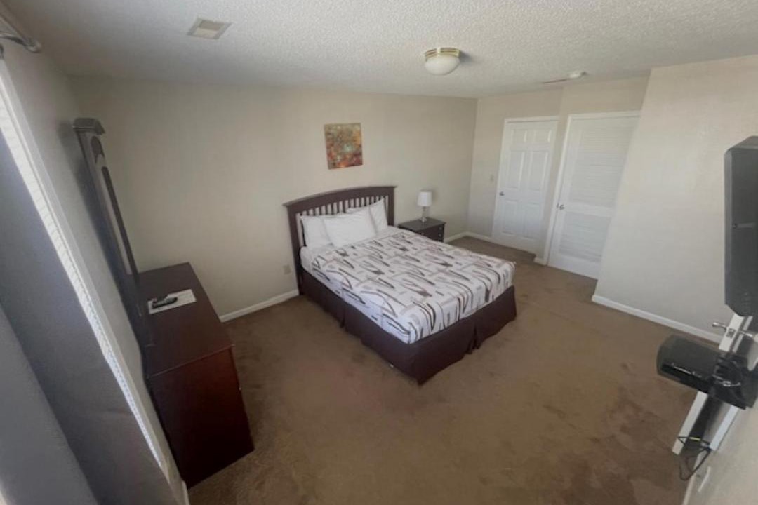 Photo of Bedroom in St. Robert