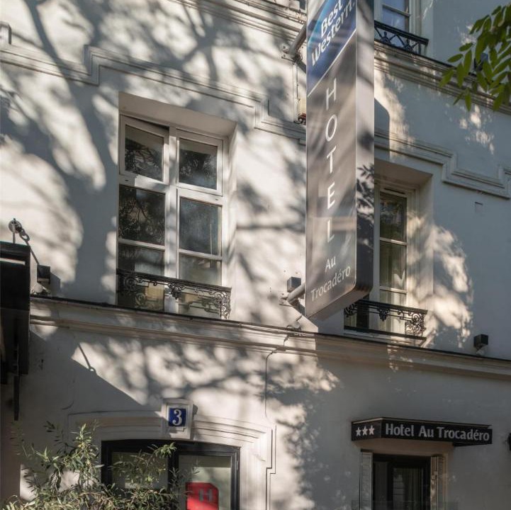 Photo of Others in Porte-Dauphine