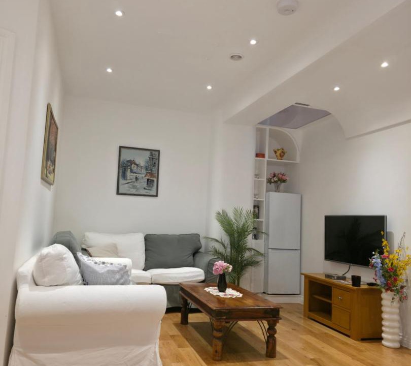 Photo of Others in West Kensington