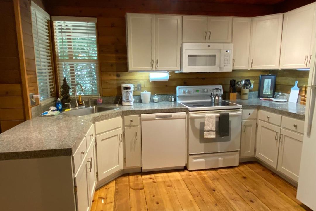 Photo of Kitchen in Enumclaw