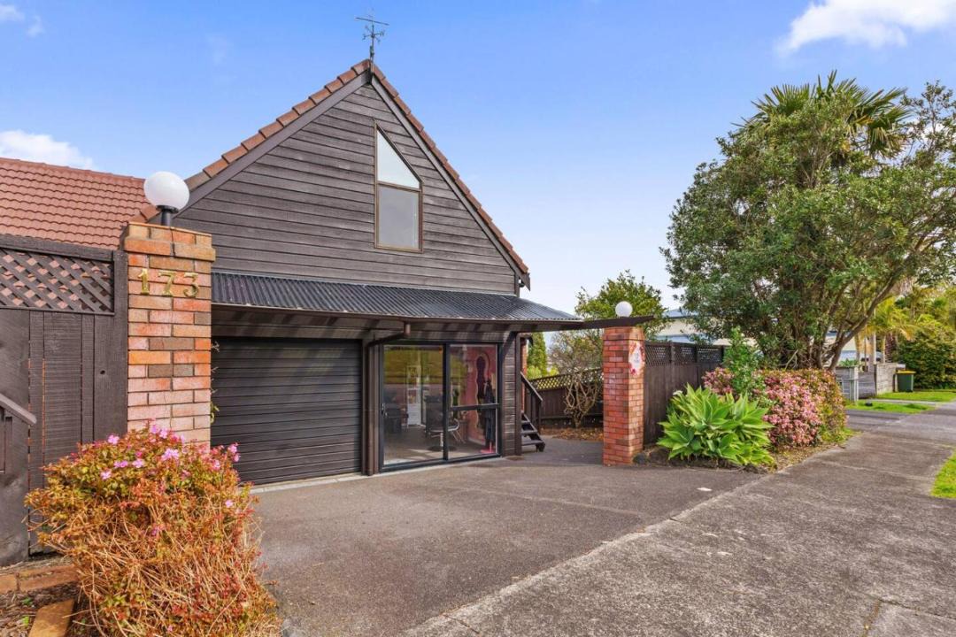 Photo of Others in West Harbour