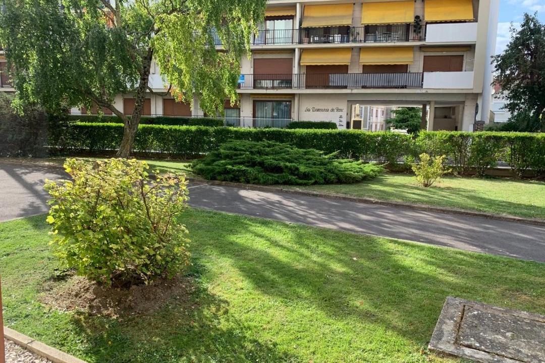 Photo of Others in Troyes